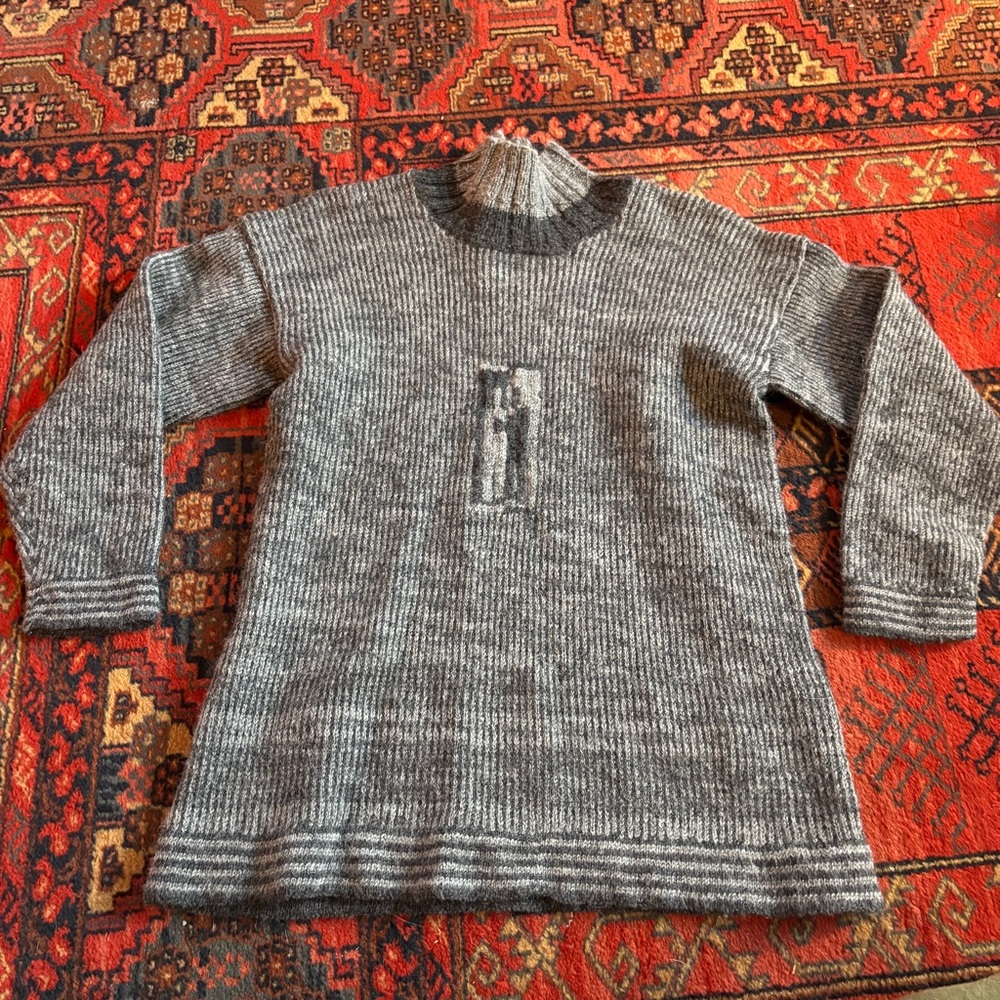 Vintage 90s Gray Wool Blend with Graphic Knit